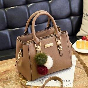 Luxury Handbag Women Bags Women Hairball Shoulder Bag  Ladies Hand Bags Vintage Leather Messenger Bag  Female Hand Bolso Bags